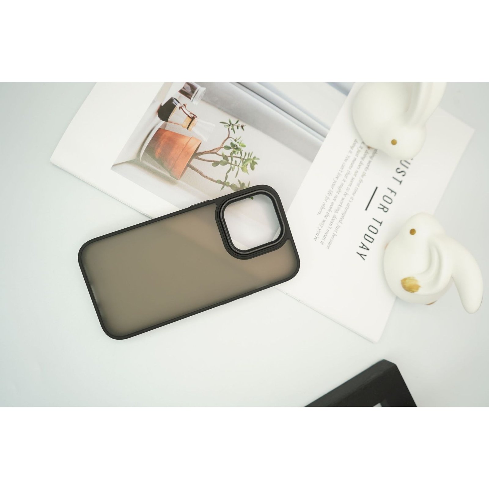 Husa De Protectie Pentru iPhone 15 Pro Satin Matte Din PC Negru