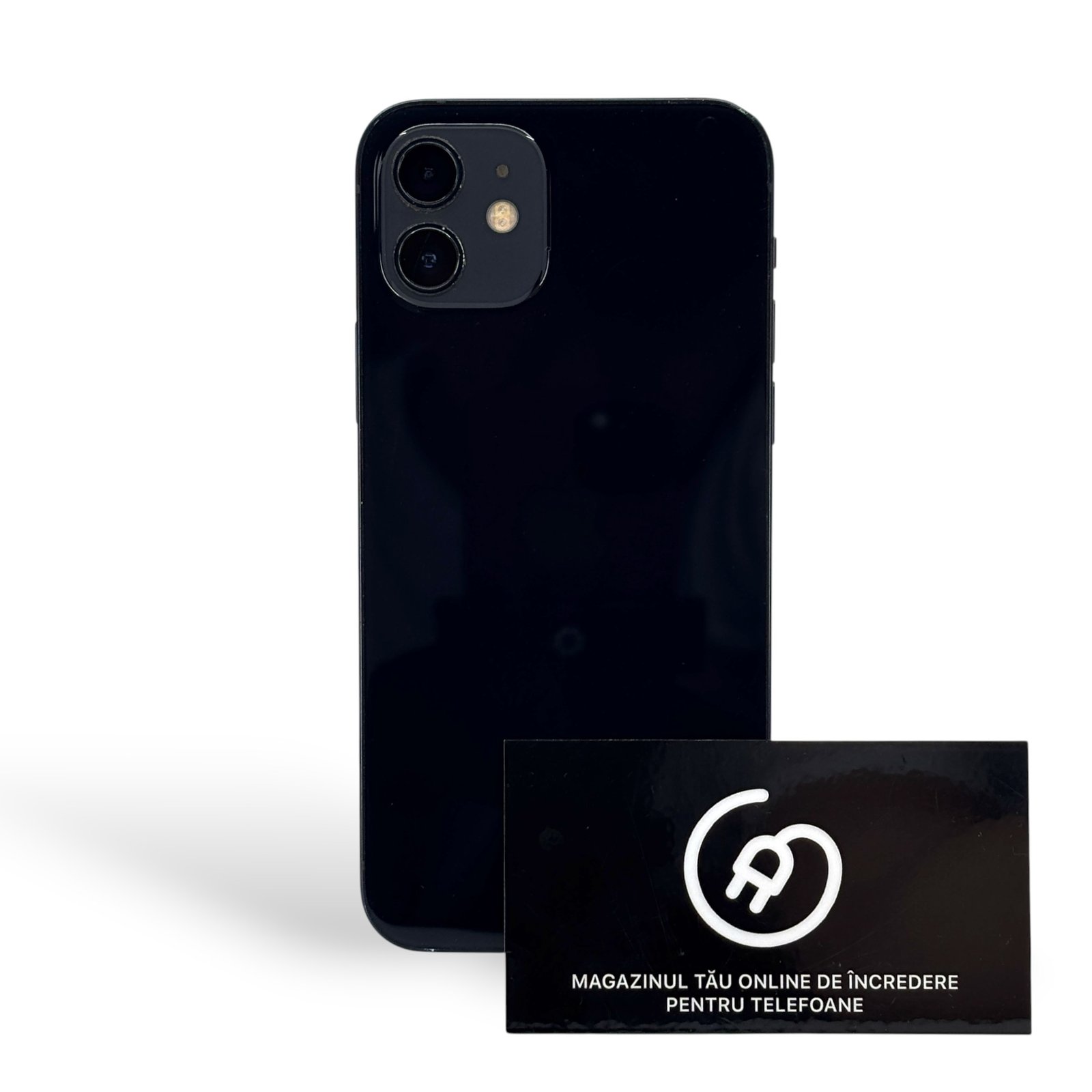 iphone-12-second-hand-folosit-cu-garantie-la-un-pret-special-de-la-Apple-Plug-