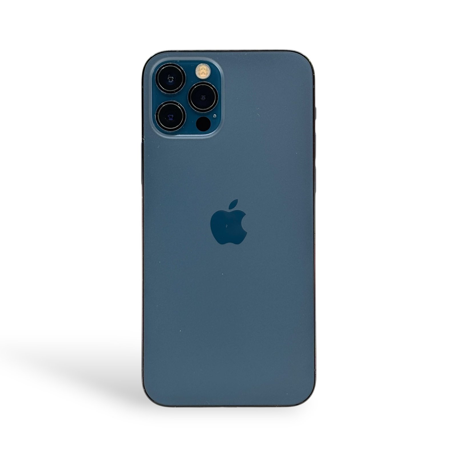 iPhone-12-pro-pacific-blue-excelent-second-hand-folosit-cu-garanție-la-un-preț-special-de-la-Apple-Plug-
