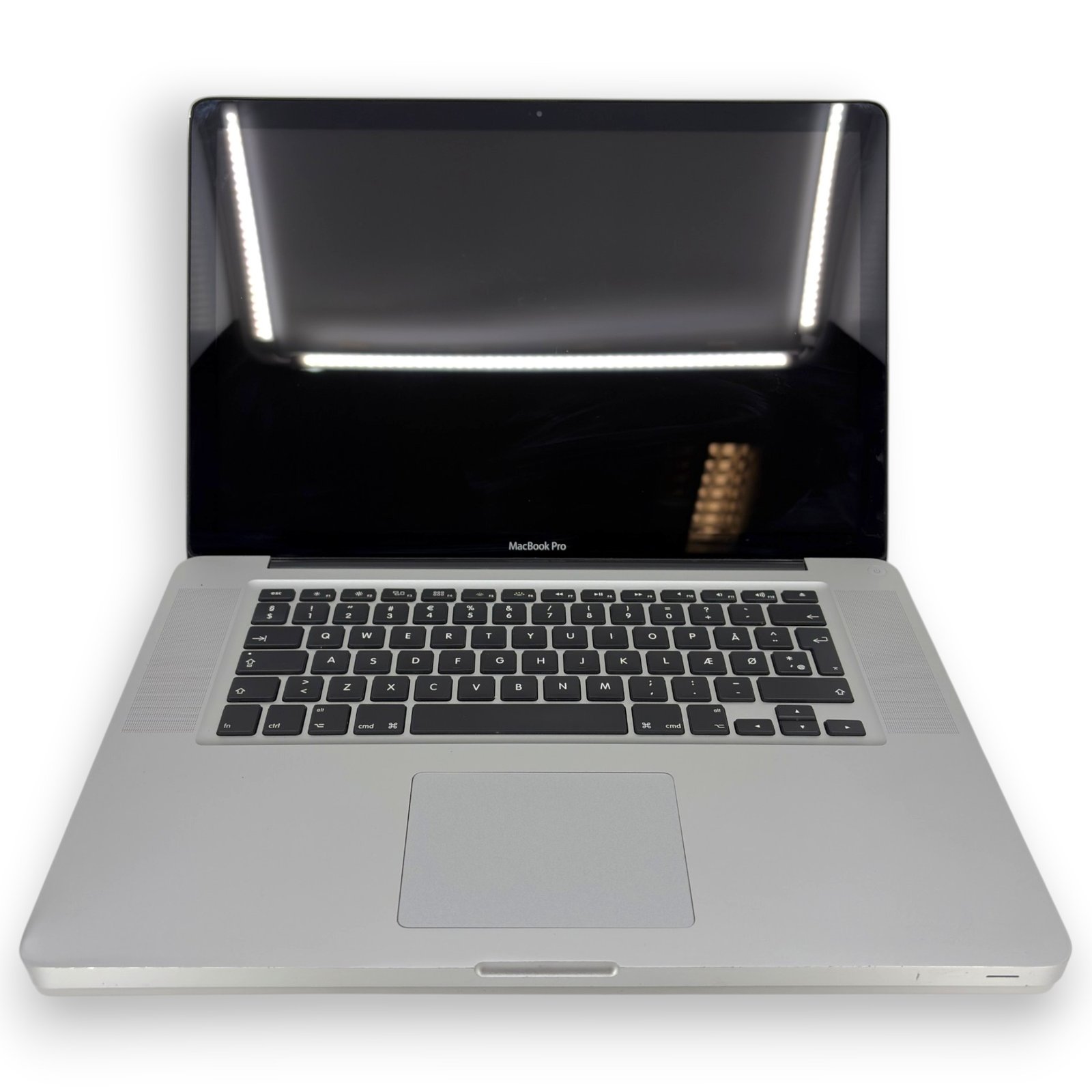 MacBook Pro 15″ 2010 i7 120Gb 8Gb RAM Standard